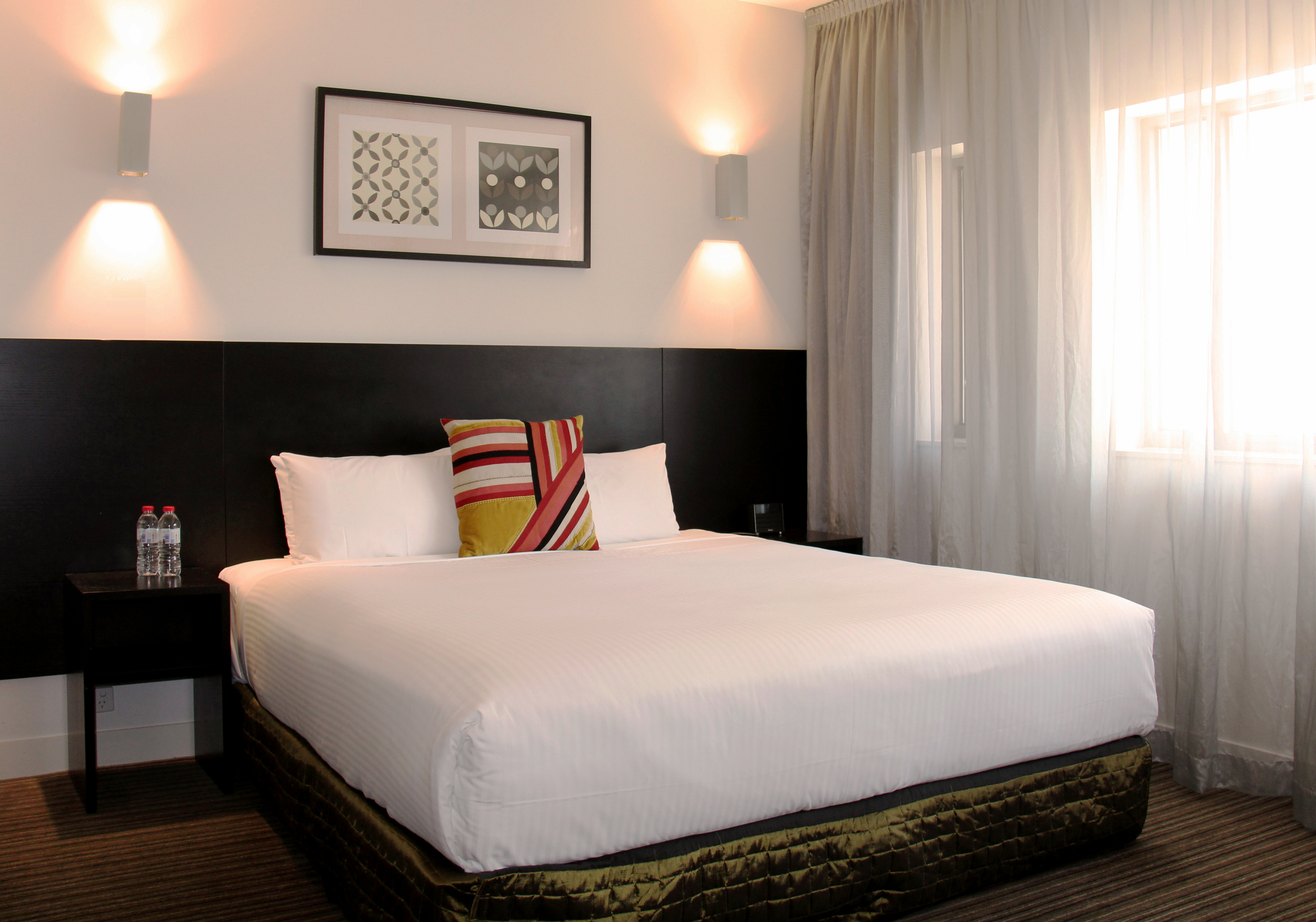 Deluxe King Room at Causeway 353 Hotel